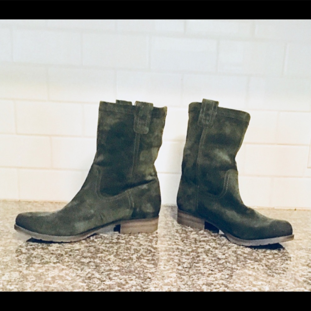 NATURALIZER🌈Fabulous Suede Boots!🌈NWOT!